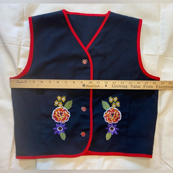 EVA Vintage 90s Square Fit Floral Embroidered Red Trimmed Vest Boho Teacher SZ8 - Picture 6 of 8
